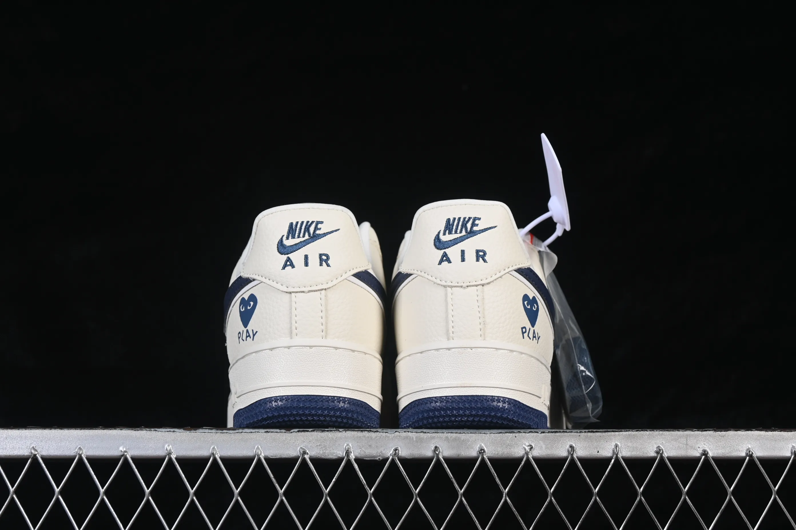 All categories Nk Air Force 1 Air Force series Nk Air Force 1 Low Air Force low-top Nike Air Force 1'07 Low Rei Kawakubo co-branded Love Lake Blue Air Force 1 low-top casual sneakers LD1999-004
